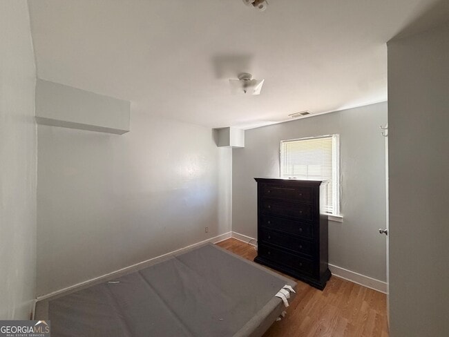 Building Photo - 2203 Tiger Flowers Dr NW