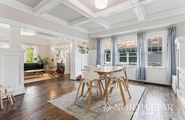 Building Photo - Beautifully Remodeled Classic Craftsman in Prime Portland Location