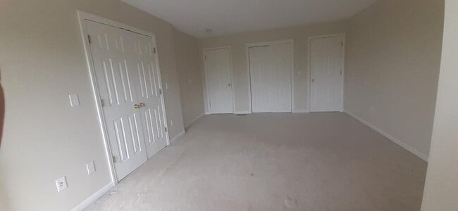 Building Photo - 1460 Bergamont St