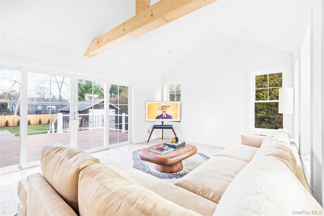 Building Photo - 21 N Howells Point Rd