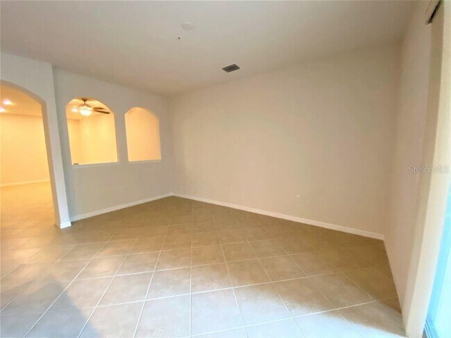 Building Photo - 7886 Moonstone Dr