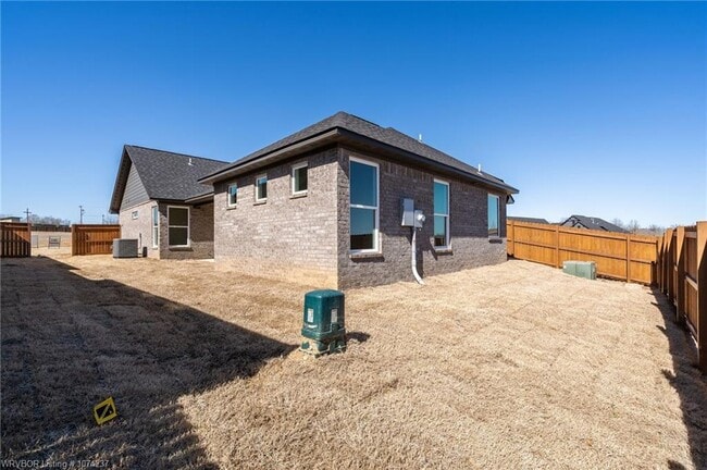 Building Photo - 7627 Woodbine Ln