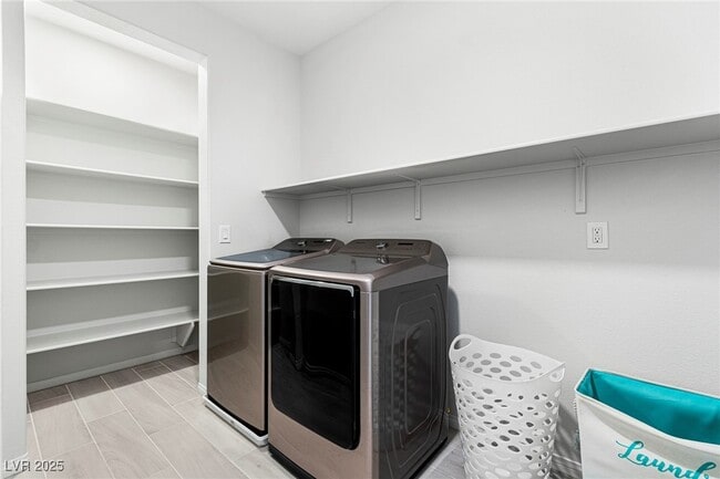 Building Photo - 106 Badwater Basin St