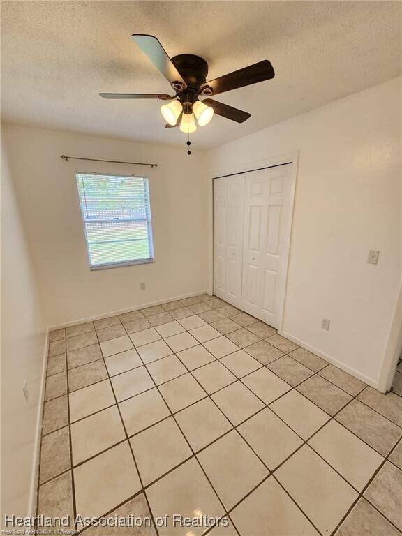 Building Photo - 3302 Dolphin Dr