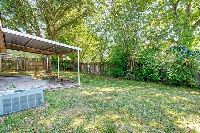 Building Photo - 11203 Doric Ct