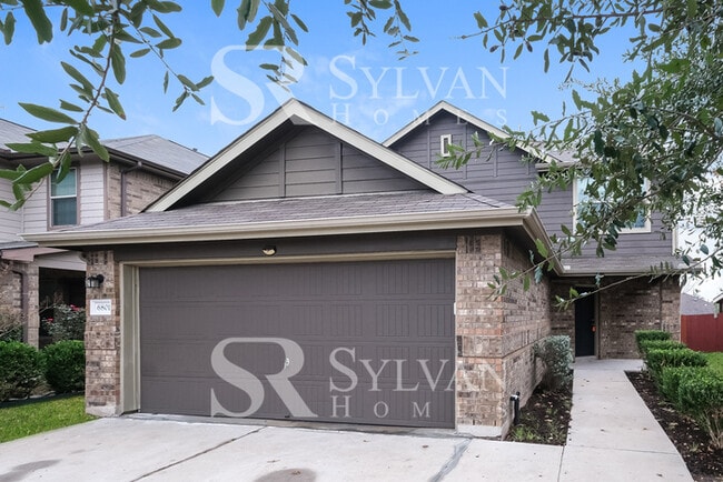 Building Photo - Coming HOME never felt so good!