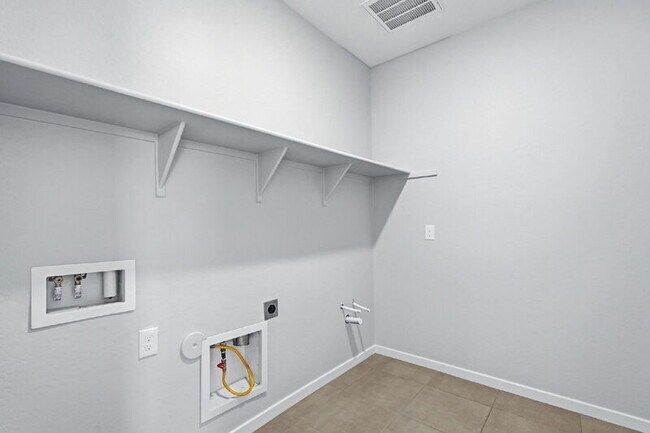 Building Photo - 4535 W Hunter Trl