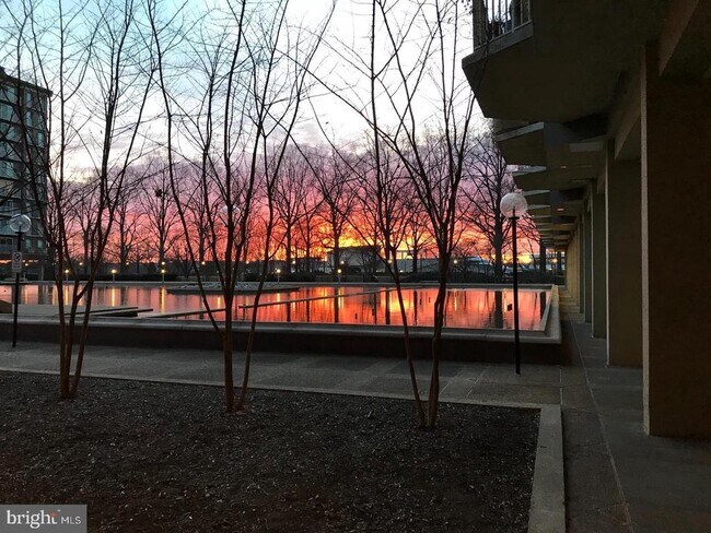 Building Photo - 520 N St SW