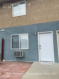 Building Photo - 1717 Oakshire Ln