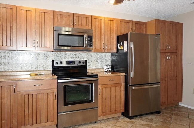 Building Photo - 4334 Tahitian Gardens Cir