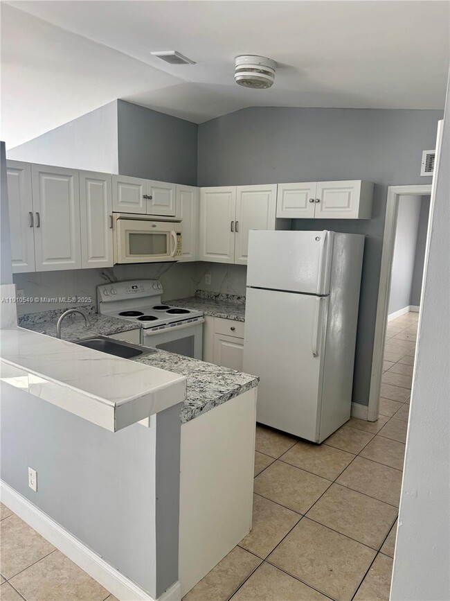 Building Photo - 1234 SW 71st Terrace