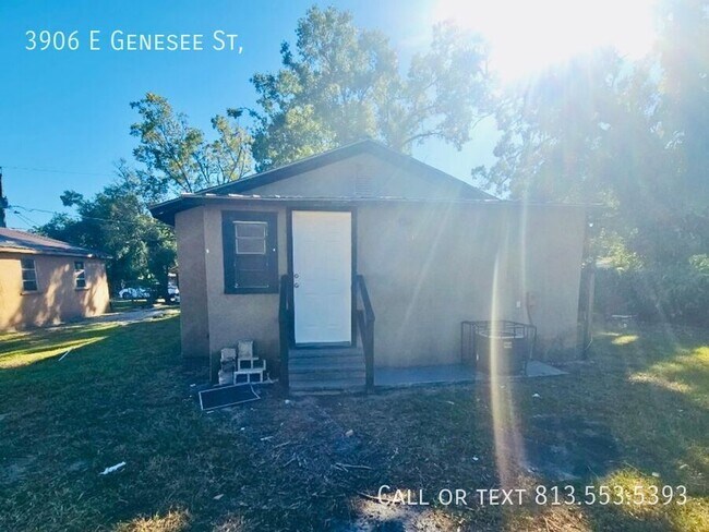 Building Photo - 3906 E Genesee St