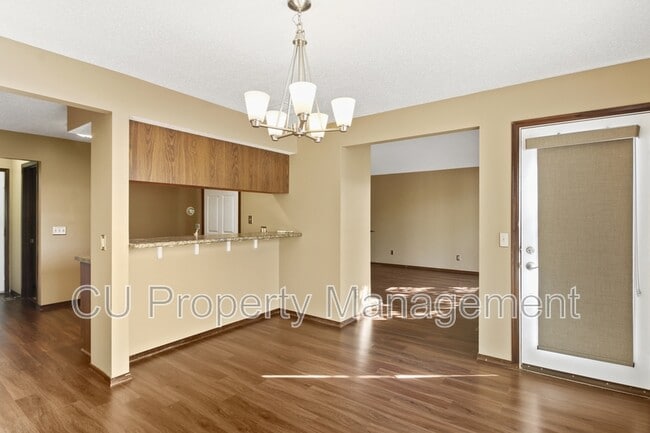 Building Photo - 505 Clearwater Dr