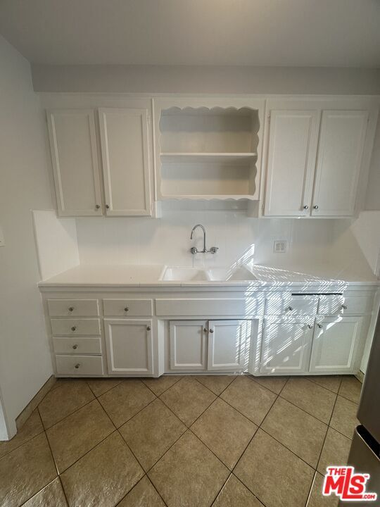 Building Photo - 8360 Blackburn Ave