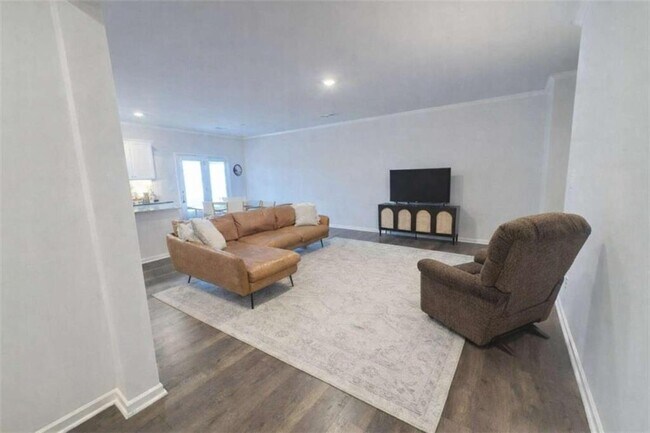 Building Photo - 3190 Greyton Dr