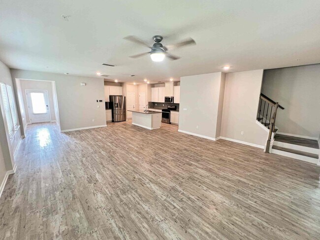 Building Photo - Fantastic 3 BR/2.5 BA Marietta Townhome in...