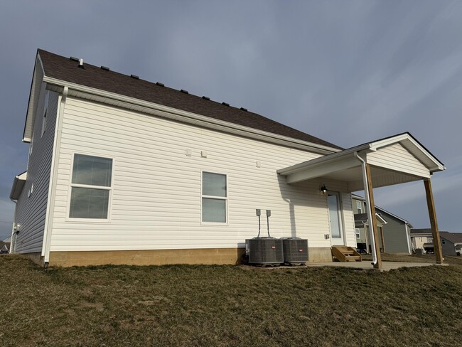 Building Photo - 8057 Driftwood Lp