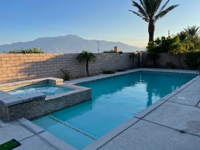 Primary Photo - 65077 Rolling Hills Dr