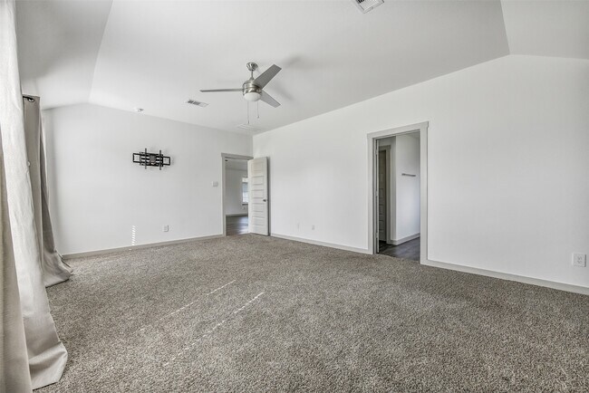Building Photo - 1004 Great Barracuda Ln