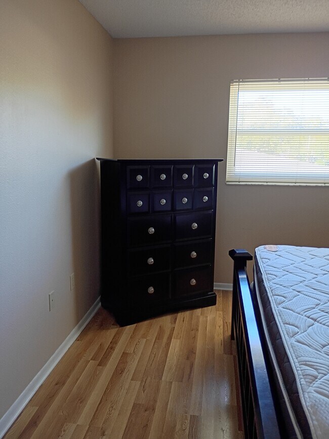 Building Photo - 9881 113th St