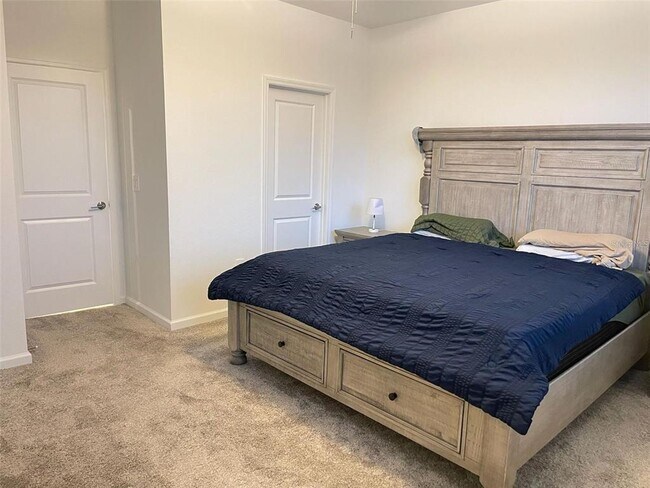 Building Photo - 1543 Cross Prairie Pkwy