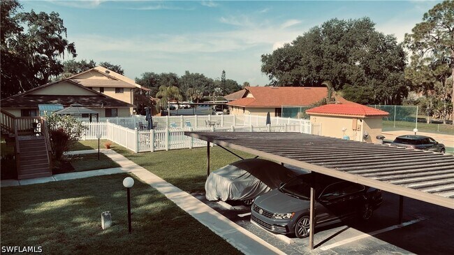 Building Photo - 2137 Golfside Village Dr