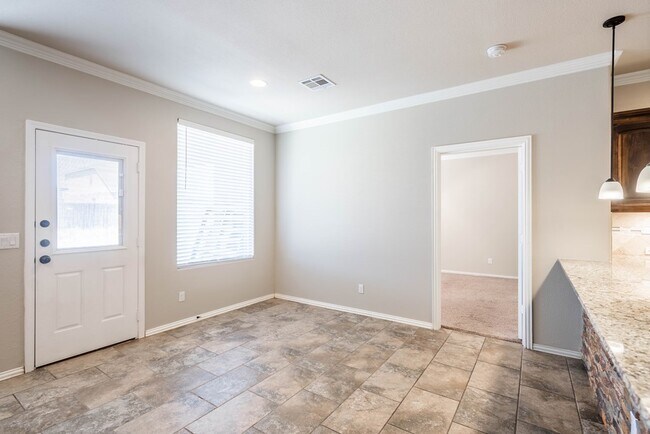 Building Photo - 6969 King Ranch Rd