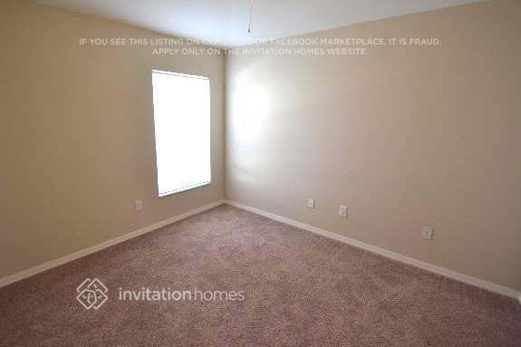 Building Photo - 8411 Quarter Horse Dr