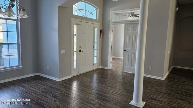 Building Photo - 709 Muskogee Ln