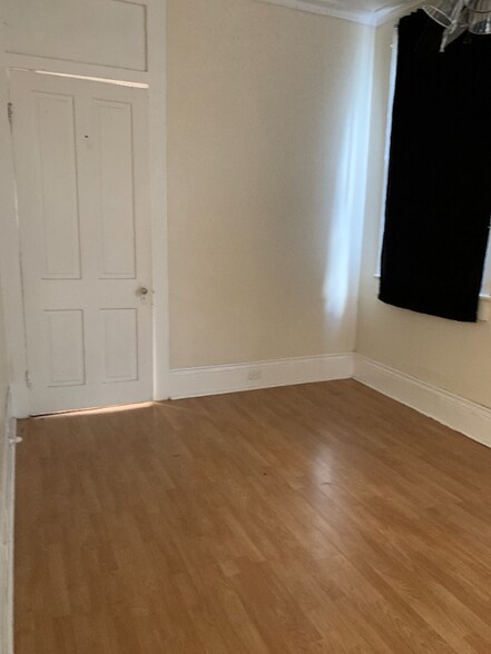 Building Photo - 7114 Freret St