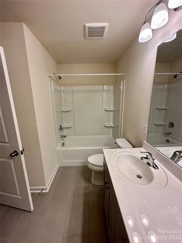 Building Photo - 5840 Clan MacLaine Dr