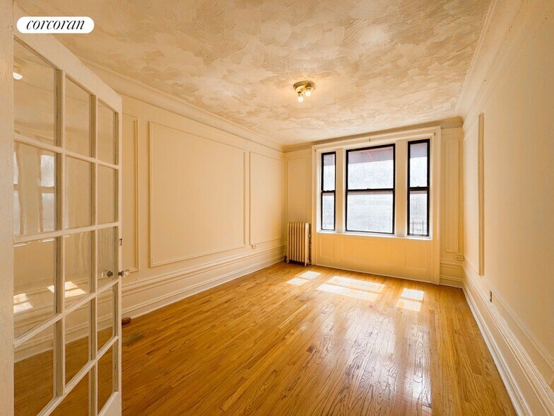 Building Photo - 665 W 160th St