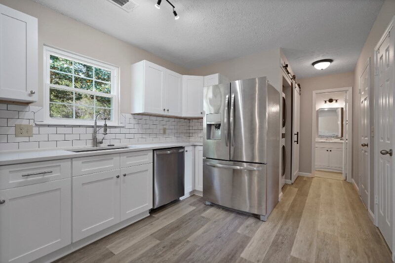 Building Photo - 85 Blue Heron Ct