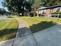 Building Photo - 5819 Medtree Pl