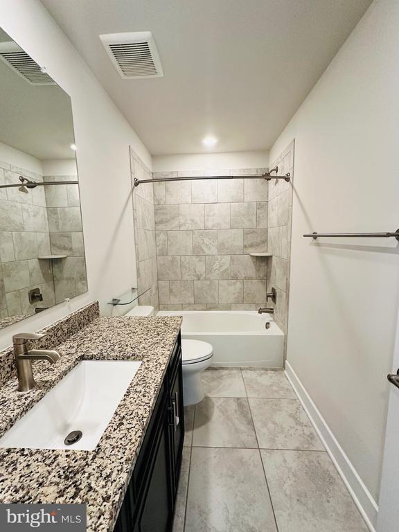 Building Photo - 5835 Kate Chopin Pl