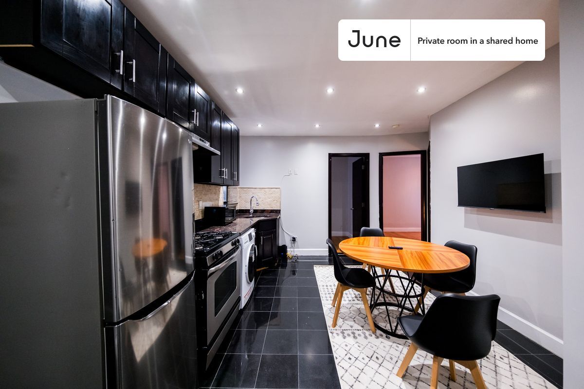 Building Photo - Room in Shared 3 bed/1 bath home in Central Harlem