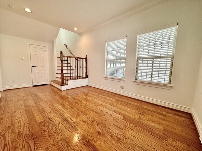 Building Photo - 4507 Crawford St