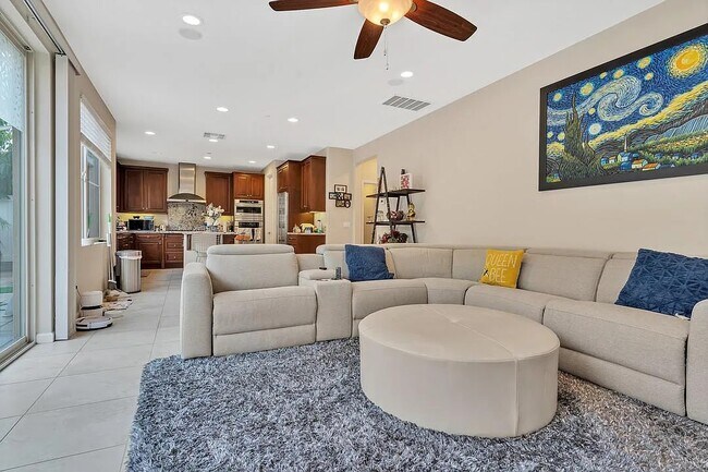 Building Photo - 6730 Indio Way