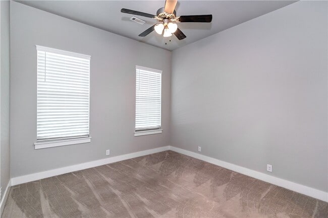 Building Photo - 146 E South St