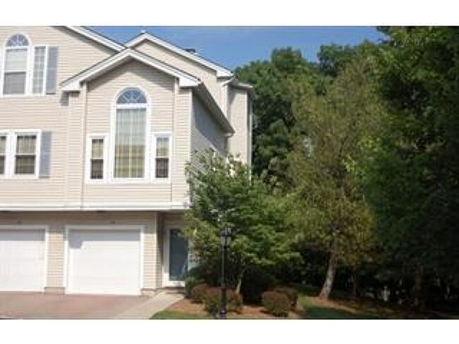 52 Witherspoon Ct - 52 Witherspoon Ct Morristown Nj 07960 