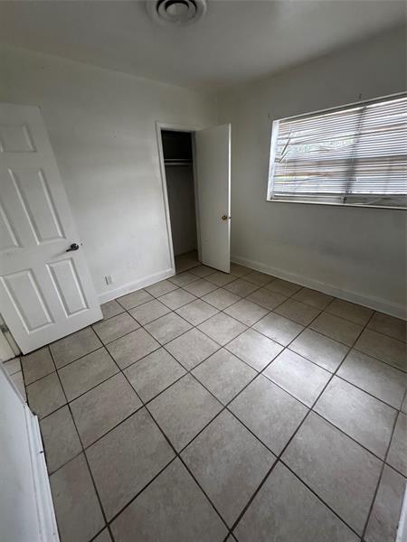 Building Photo - 1020 Indiana Ave