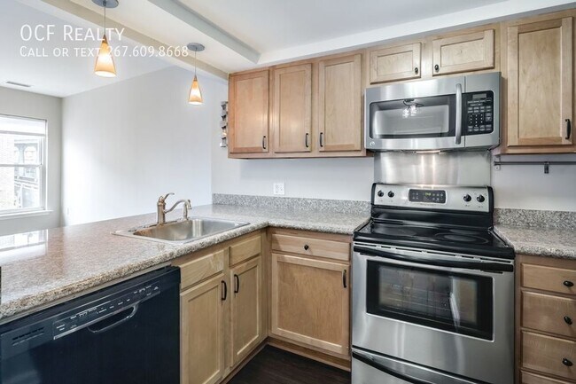 Building Photo - 234 N 3rd St