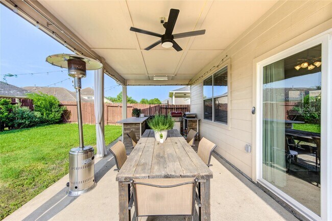 Building Photo - 26614 Becker Pines Ln