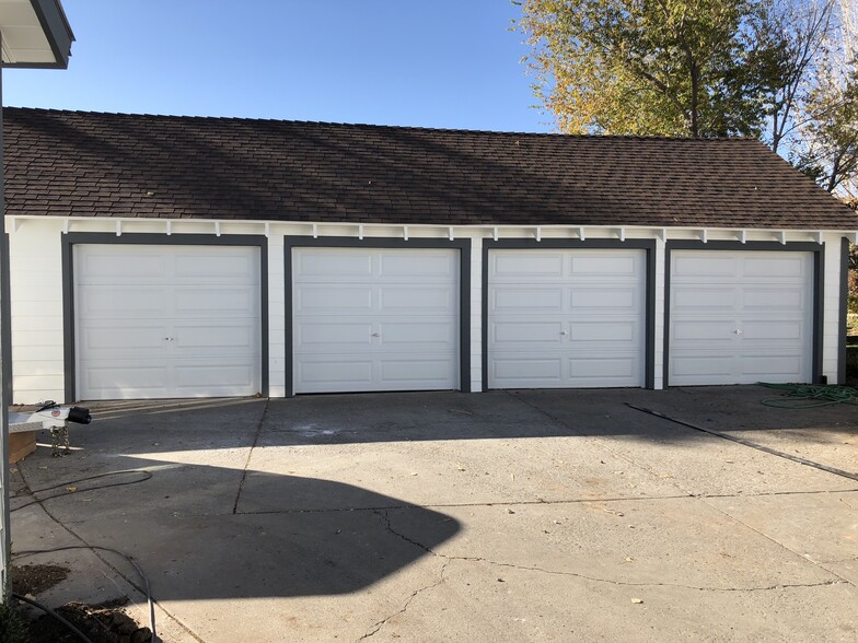 Dedicated Single Garage - 1383 Gordon Ave