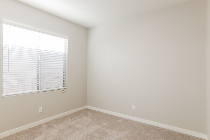 Building Photo - 11455 W Camden Dr