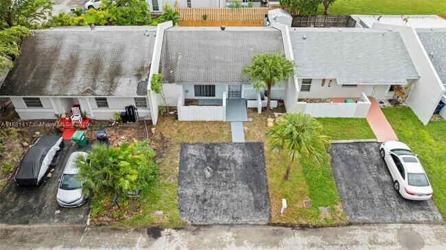 Building Photo - 10387 SW 209th Ln