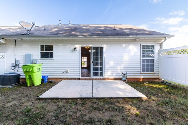 Building Photo - 209 Ansley Walk Ln