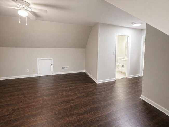 Building Photo - Welcome home to the perfect blend of peaceful country charm and modern city living!