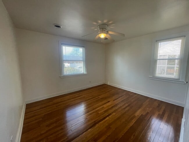 Building Photo - 3609 Edgeton Cir