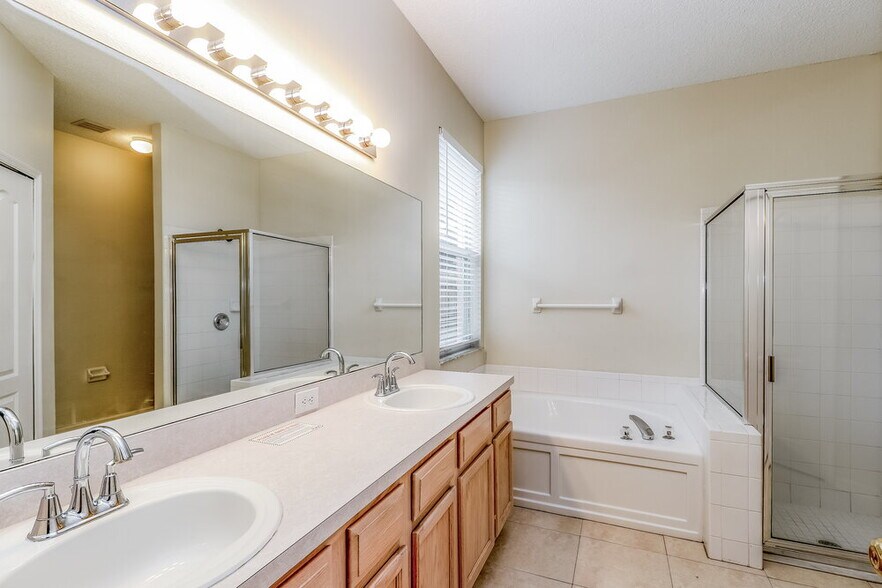 Building Photo - 22842 Marsh Wren Dr